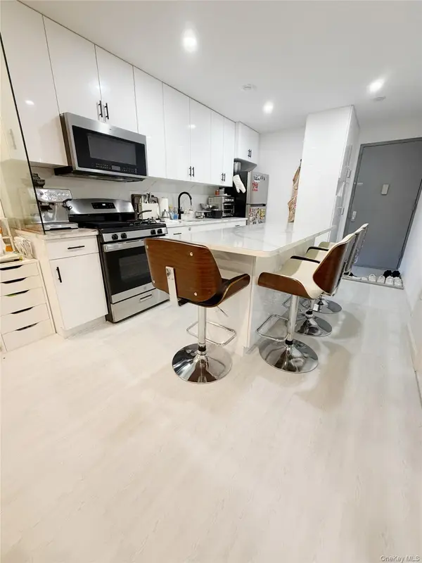 14610 35th AVE #2D, Flushing, NY 11354
