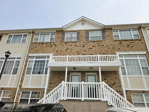 142 Mermaid LN #284, Bronx, NY 10473