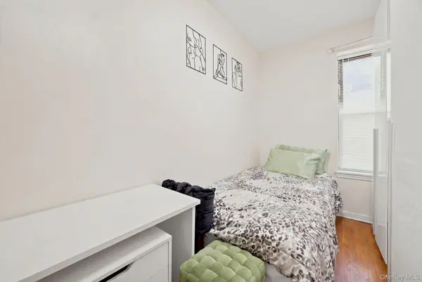 350 S 4th ST #4F, Brooklyn, NY 11211