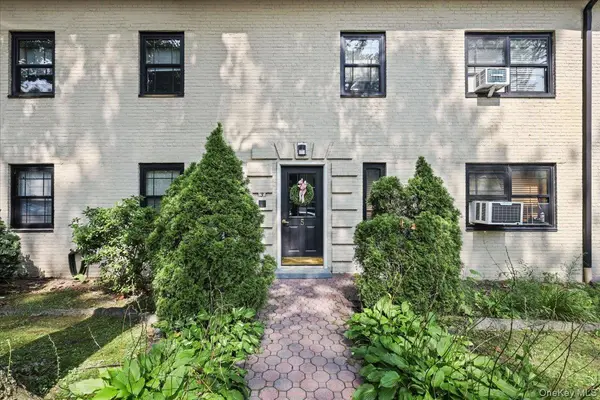 5 Whitehall RD #1L, Eastchester, NY 10709