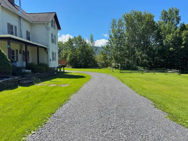 398 Lake RD, Hunter, NY 12442
