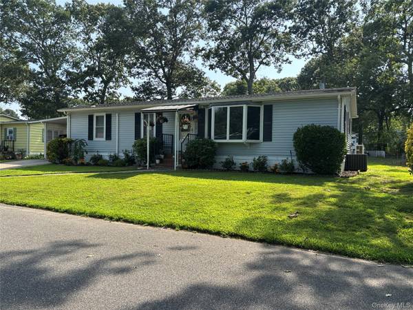 1661 Old Country RD #454, Riverhead, NY 11901