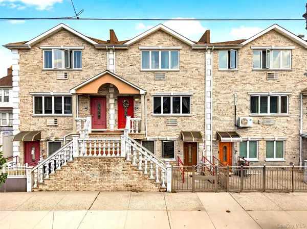61-49 Grand AVE, Maspeth, NY 11378