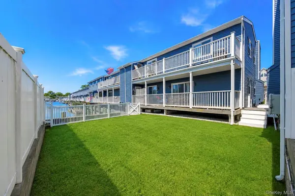 116 Westend AVE #4, Freeport, NY 11520