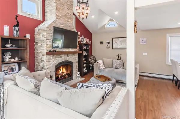 1761 Harold AVE, Wantagh, NY 11793