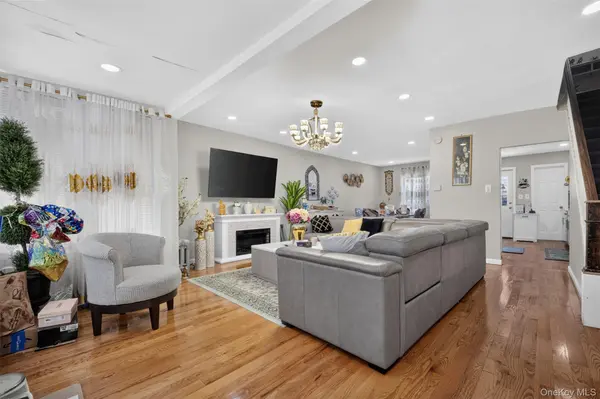 11634 131st ST, South Ozone Park, NY 11420