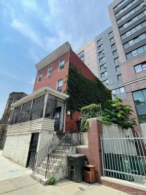 1897 Longfellow AVE, Bronx, NY 10460
