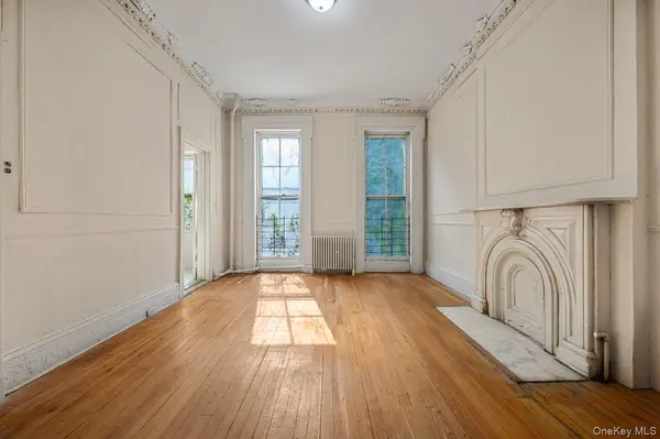 308 Pleasant AVE, New York (manhattan), NY 10035
