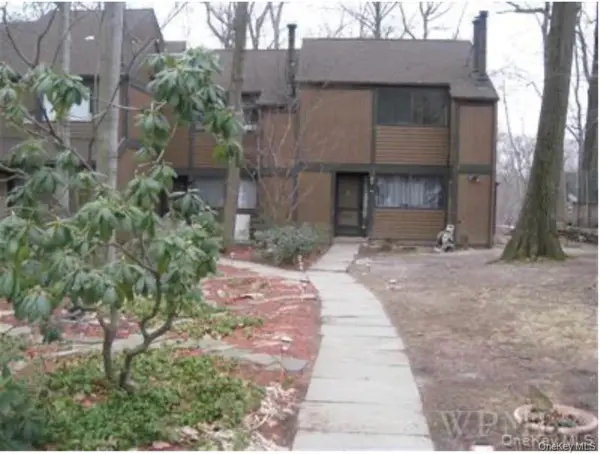 114 Round Hill RD, Dobbs Ferry, NY 10522