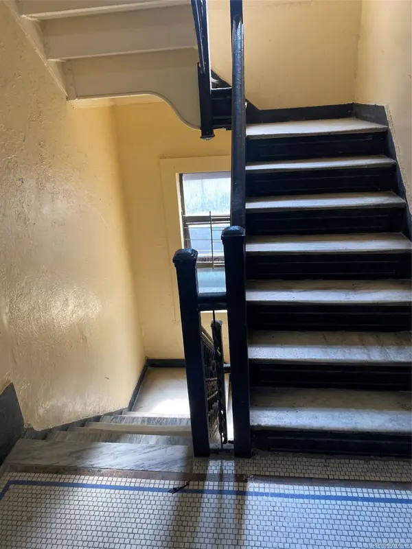 30 Macombs PL #42, New York (manhattan), NY 10039