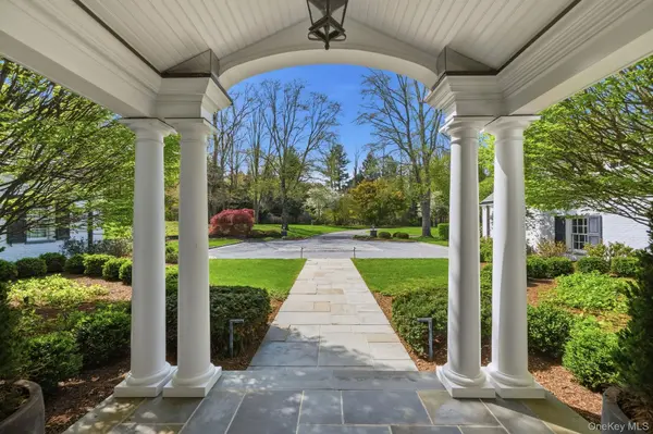 530 Chicken Valley RD, Matinecock, NY 11560