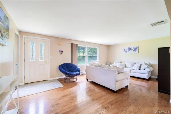 46 Harmony Hill RD, Pawling, NY 12564