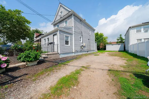 15813 Linden BLVD, Jamaica, NY 11434