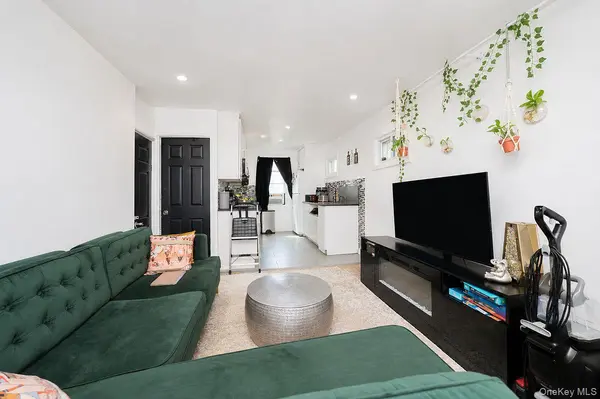 15813 Linden BLVD, Jamaica, NY 11434