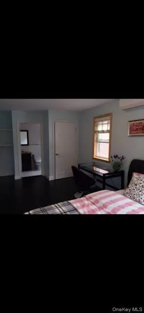 4367 161st ST, Flushing, NY 11358