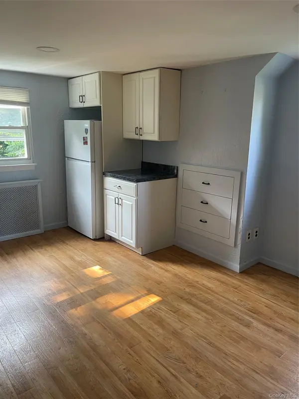 140 Nassau AVE ##2, Islip, NY 11751