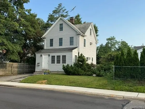 105 Bayview AVE, Manhasset, NY 11030