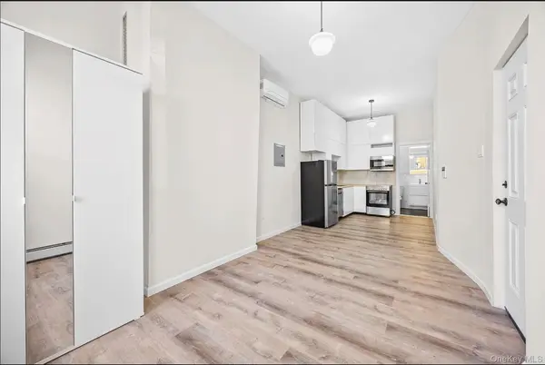 18-20 Stanhope ST #1L, Ridgewood, NY 11385