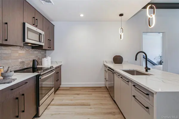 70 Memorial PLZ #418, Pleasantville, NY 10570