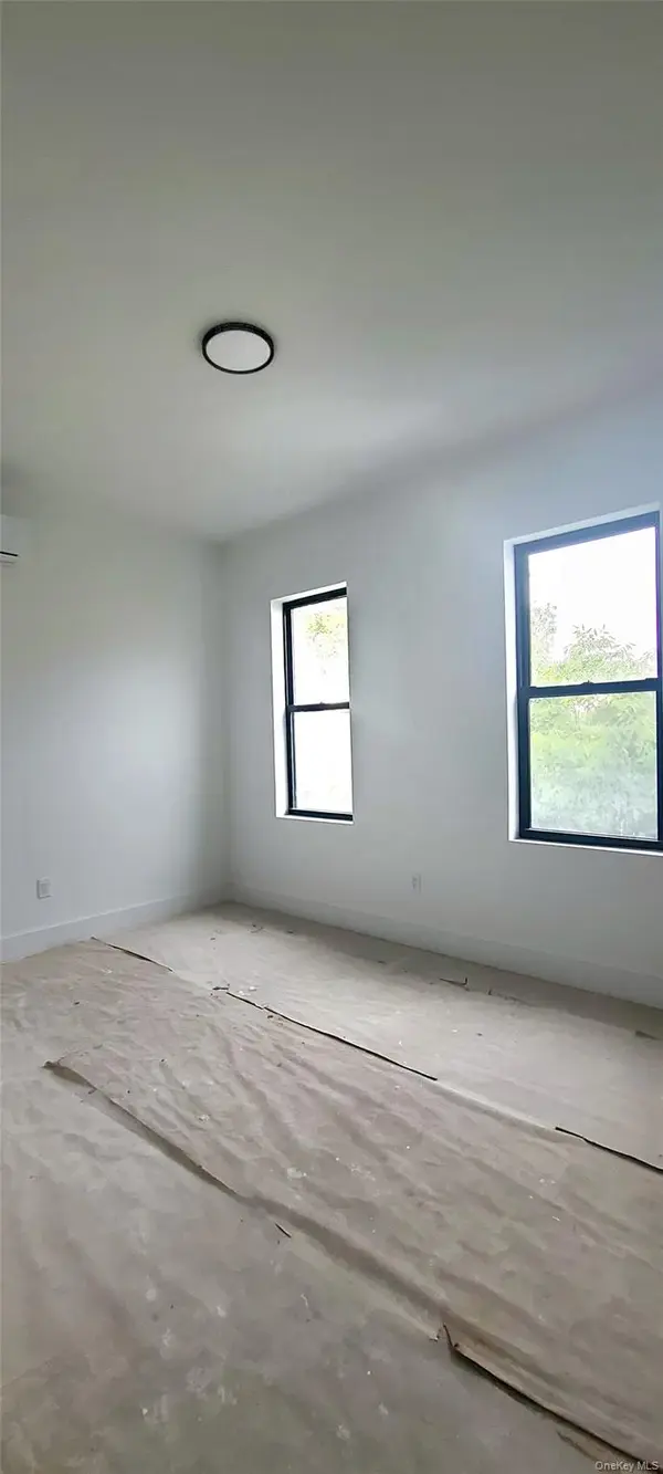 81 Hill ST #1F/1R/2F/2R, Brooklyn, NY 11208