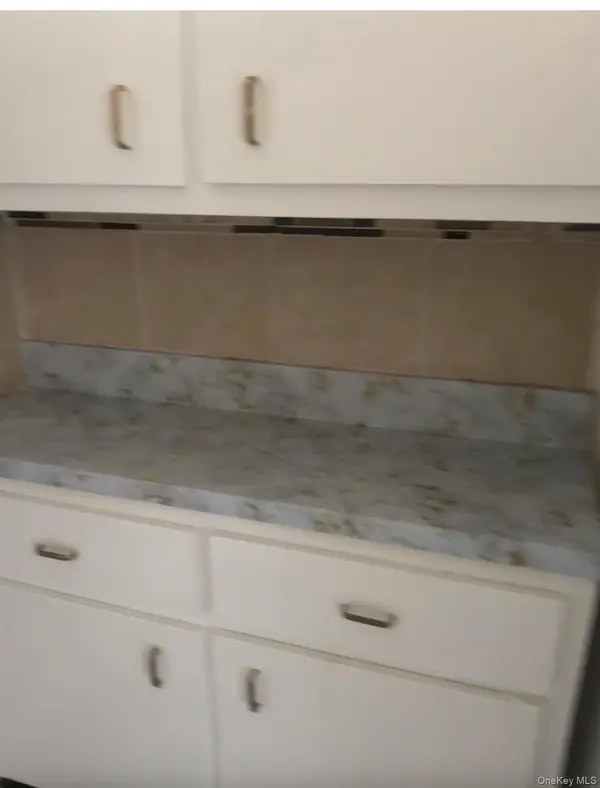 209 E Prospect AVE #3rd floor, Mount Vernon, NY 10550