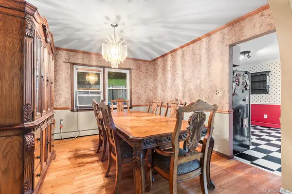 34 Hillview CIR, Poughkeepsie, NY 12603