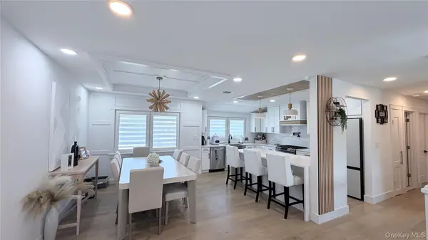 1739 Quarter ST, West Babylon, NY 11704