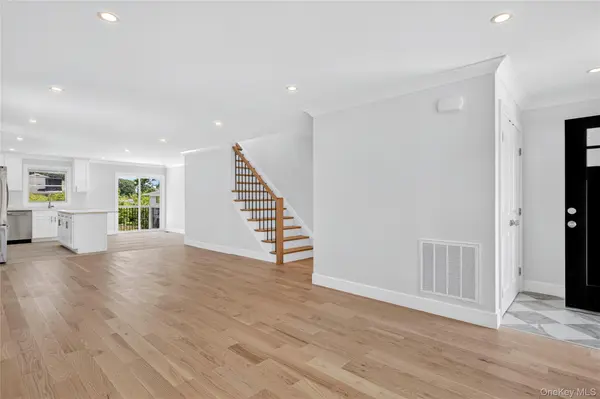 42 Linwood RD #B, Port Washington, NY 11050