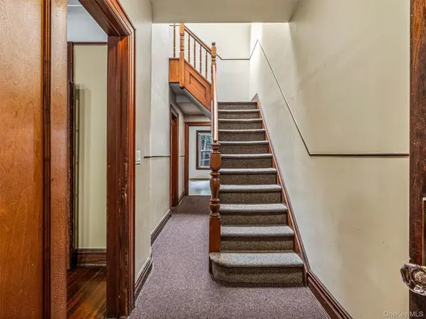 28-30 41st ST, Astoria, NY 11103