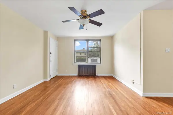 35-14 192nd ST #1C, Flushing, NY 11358