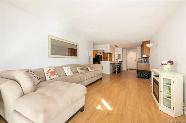 730 W Broadway #2J, Long Beach, NY 11561