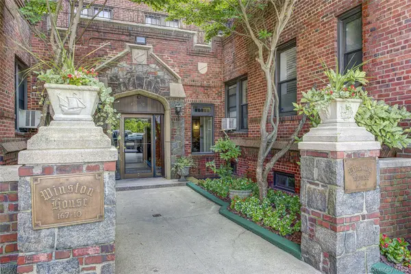 167-10 Crocheron AVE #3A, Flushing, NY 11358