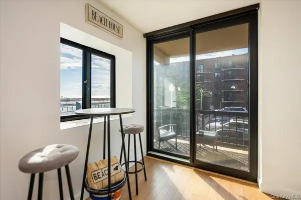 730 W Broadway #2J, Long Beach, NY 11561