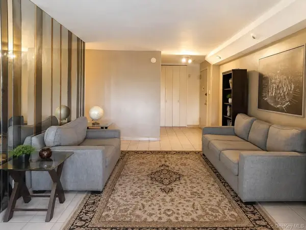 86-11 151st AVE #4K, Howard Beach, NY 11414