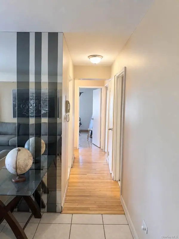 86-11 151st AVE #4K, Howard Beach, NY 11414