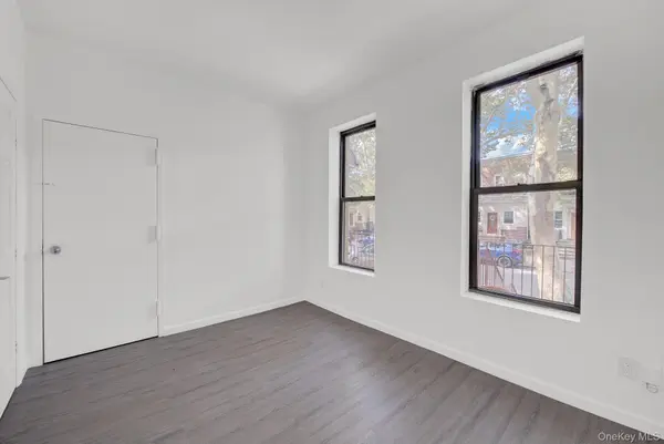 7111 68th ST, Ridgewood, NY 11385