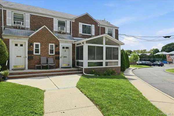 260-70 73rd AVE #1st Floor w/Basement, Glen Oaks, NY 11004