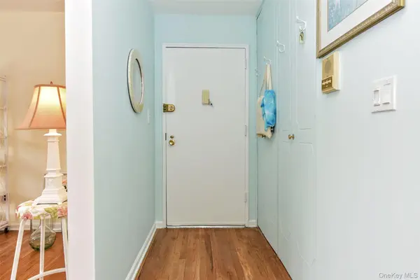2 Lenox CT #704, Suffern, NY 10901