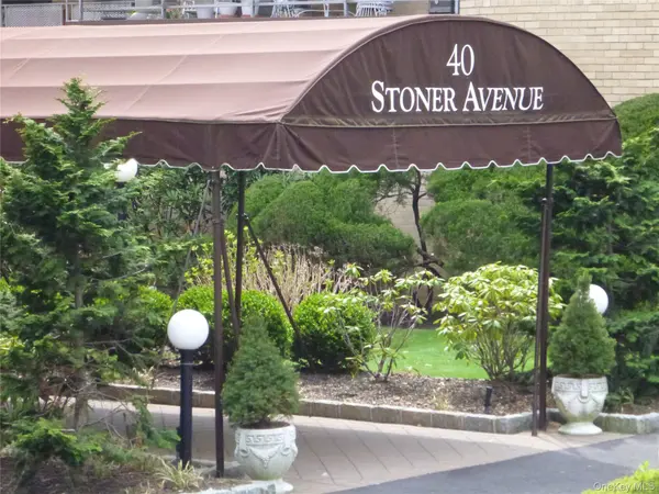 40 Stoner AVE #2F, Great Neck, NY 11021