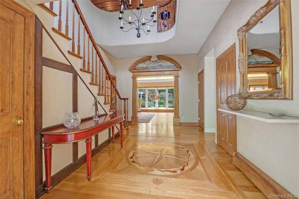 58 Cornwells Beach RD, Sands Point, NY 11050