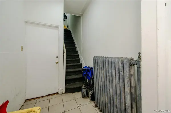 719 Van Nest AVE, Bronx, NY 10462