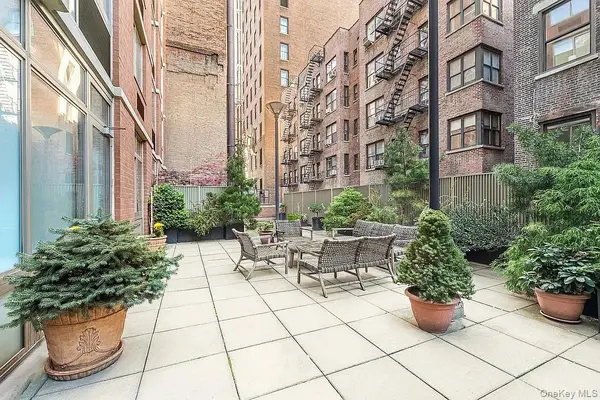 121 E 23rd ST #3F, New York (manhattan), NY 10010