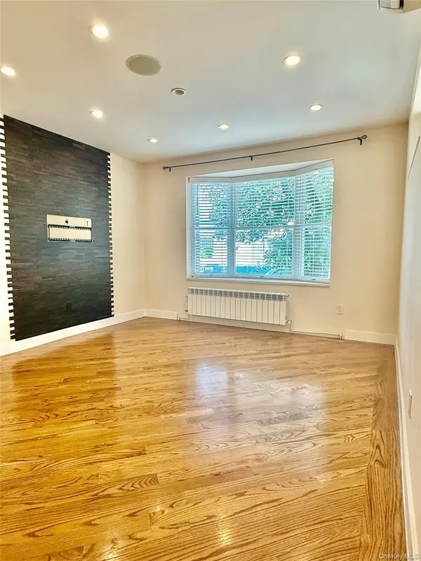 6008 Cooper AVE #1, Ridgewood, NY 11385