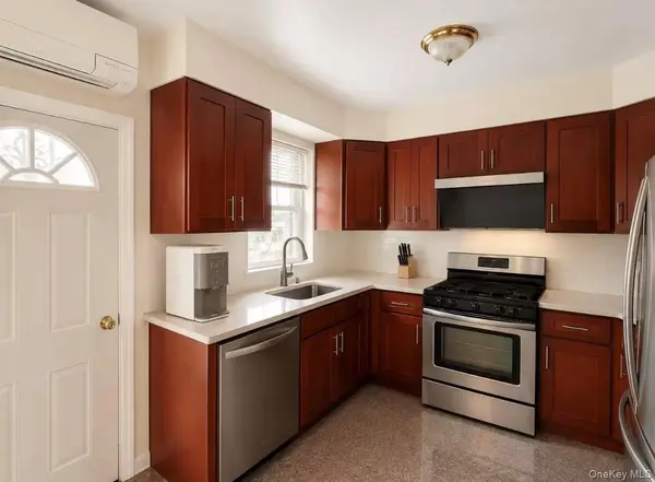 4320 Utopia Pkwy, Flushing, NY 11358