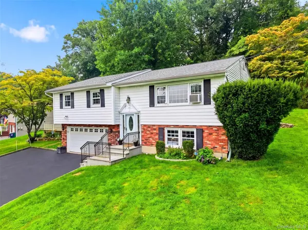 161 Geymer DR, Mahopac, NY 10541