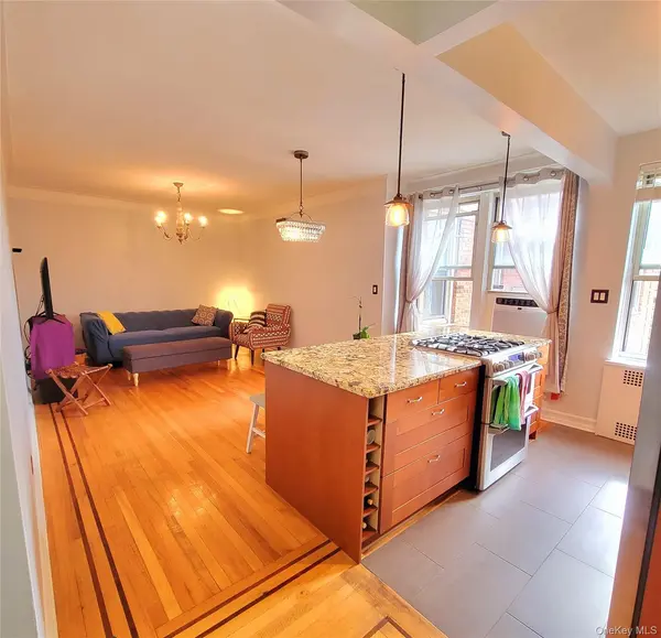68-37 108th ST #6H, Forest Hills, NY 11375