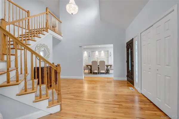 43 Barrow CT, Huntington, NY 11743