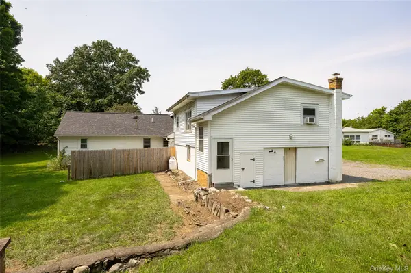 216 Hobbs LN #B, Clinton Corners, NY 12514