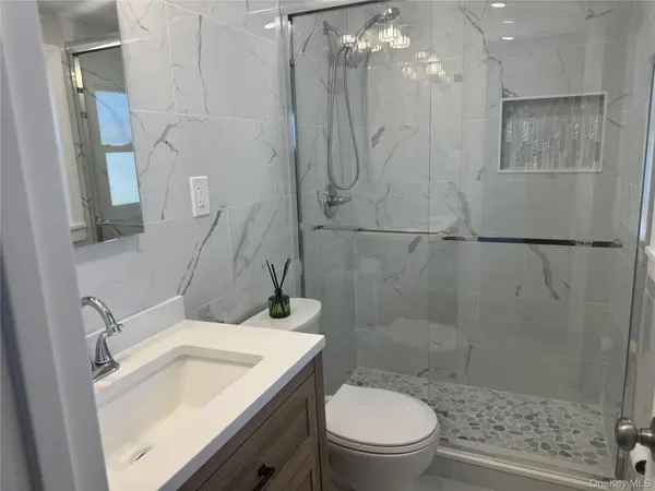 17 W 2nd ST, Deer Park, NY 11729