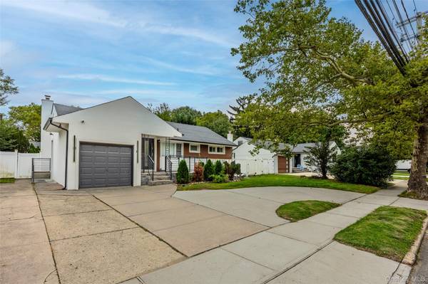 84 Rosedale RD, North Woodmere, NY 11581